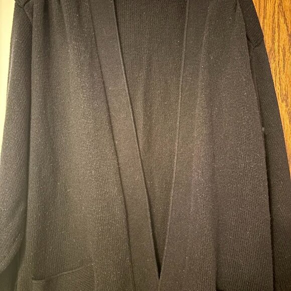 KATHY WHITE Open Black Color Cardigan with Pockets (2x) - Picture 14 of 16